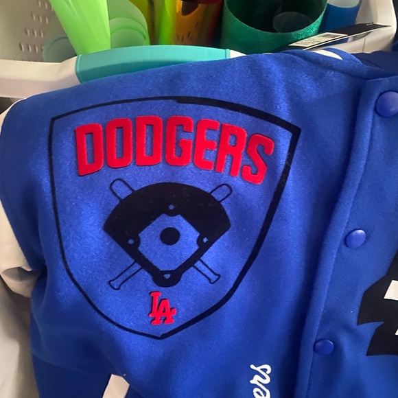 Custom - Picture 2 of 5